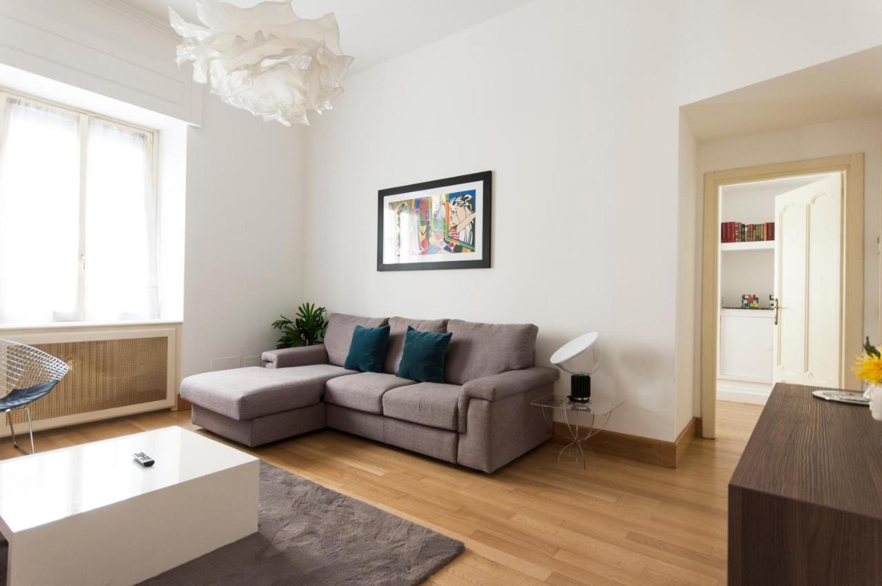 Youhosty - Dei Piatti 3 Apartment Milano Exterior foto