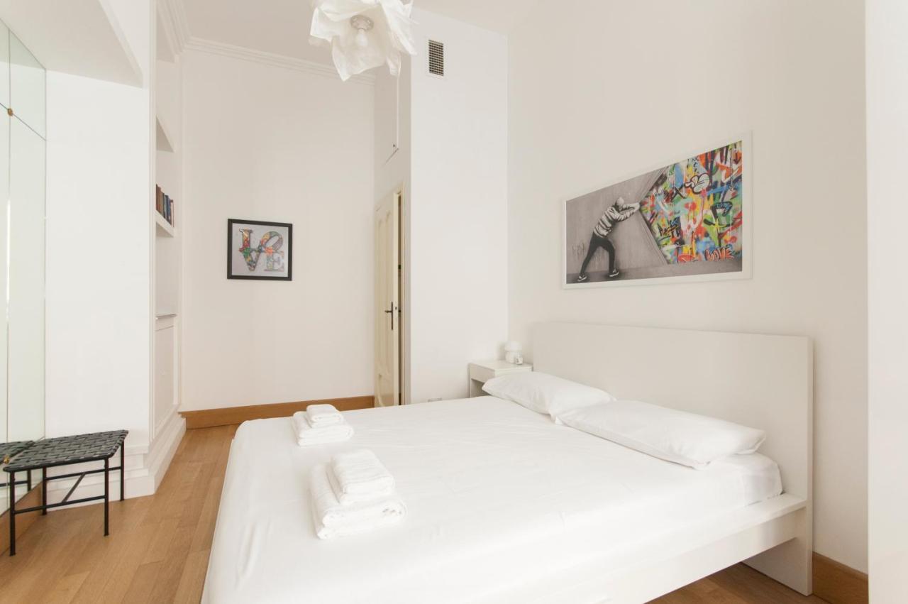 Youhosty - Dei Piatti 3 Apartment Milano Exterior foto